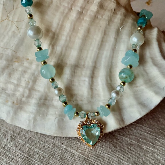 BLUE Heart and Butterfly Necklaces with natural stones - Picture 5 of 11